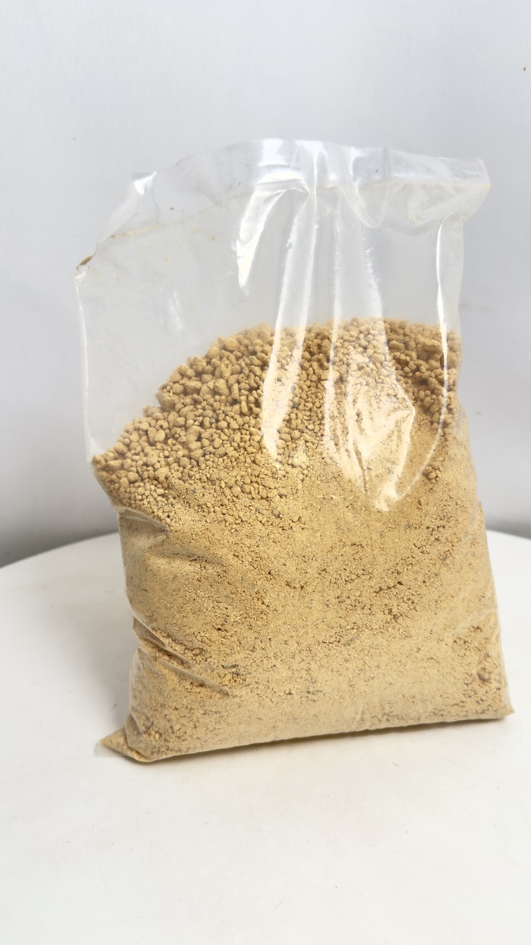 Akadama 2.5 L (1.1 kg) – profesjonalne podłoże dla bonsai i roślin