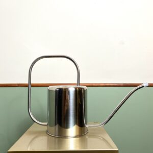 Konewka metalowa srebrna